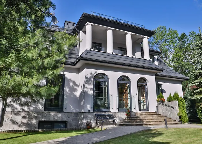 Villa 33